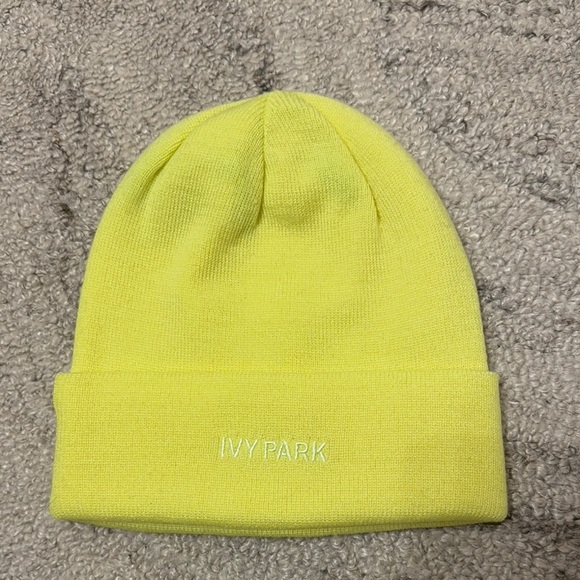 Ivy Park Beanie - Picture 1 of 3